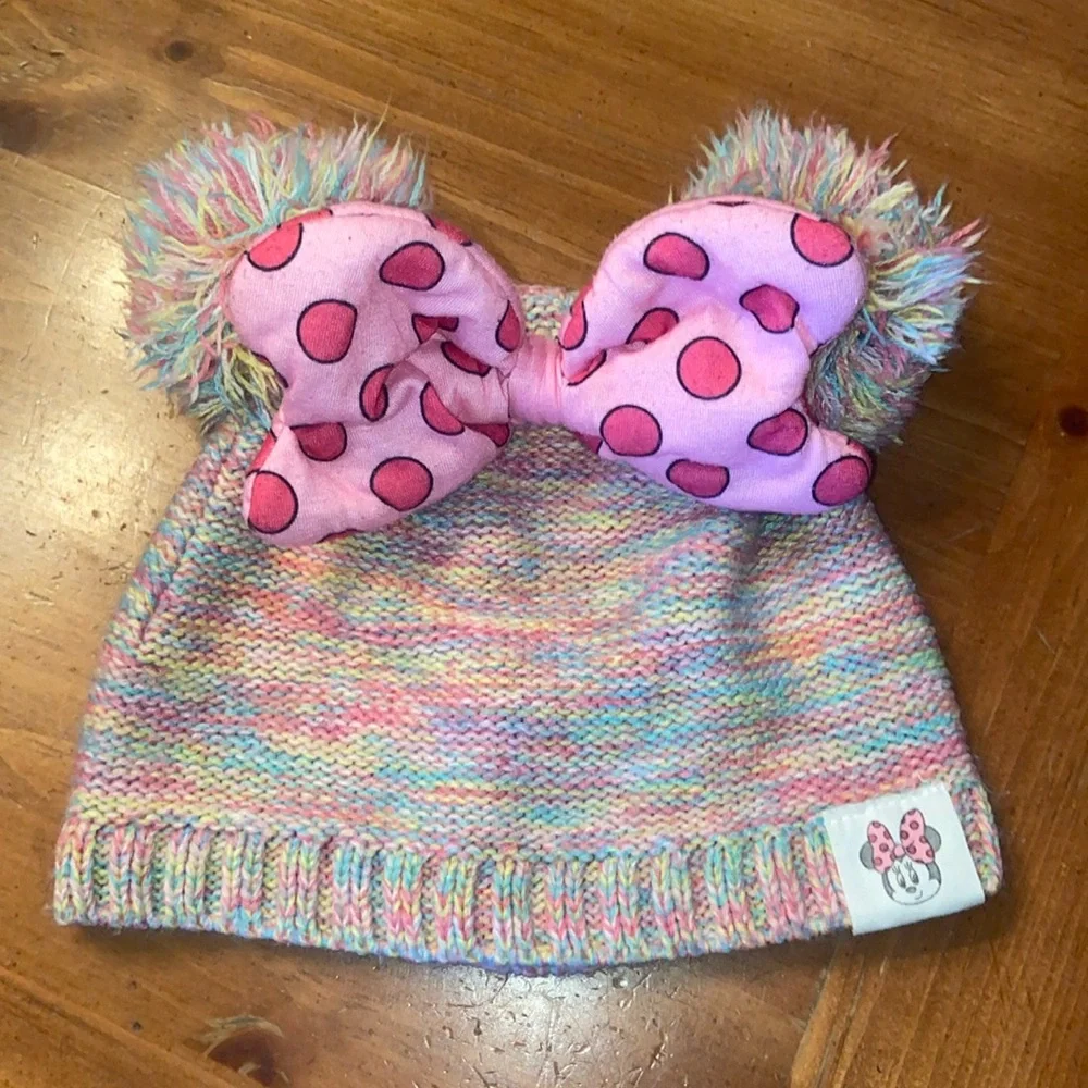 Disney Minnie Mouse Bow Beanie Xsmall/small fits size 3-6 100 polyester Pastels